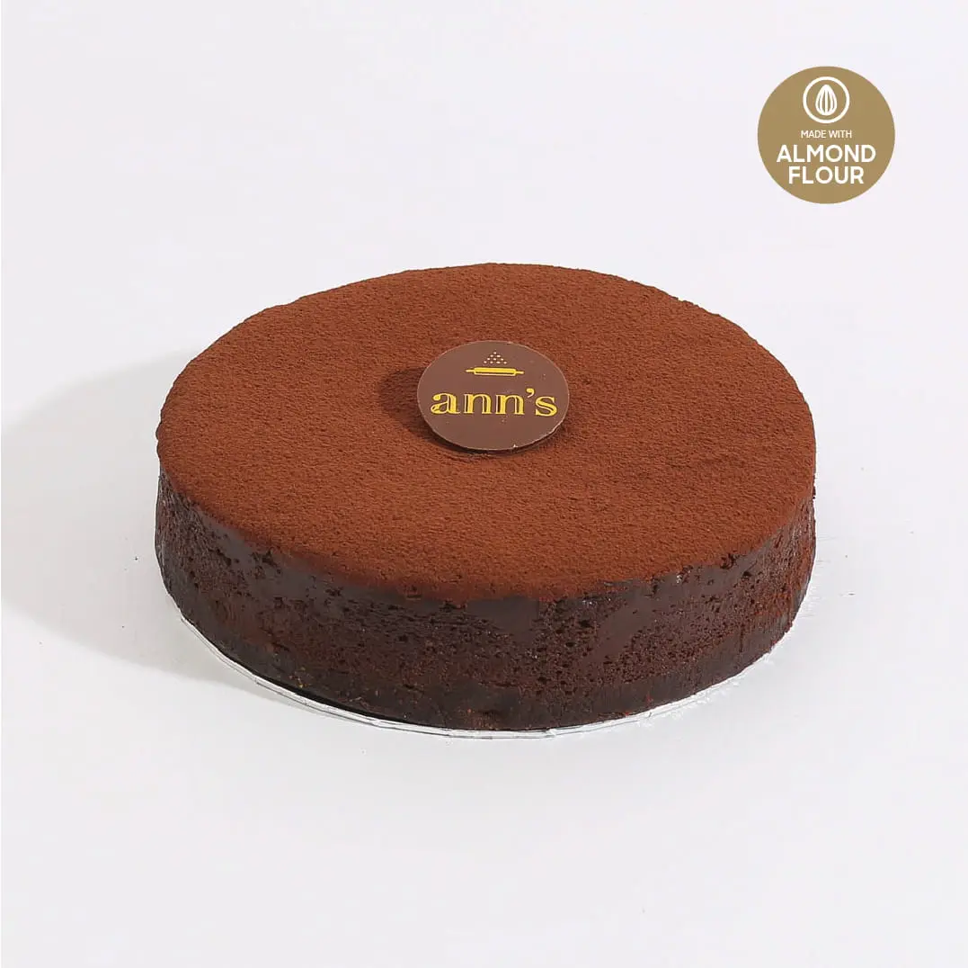 premium chocolate cake