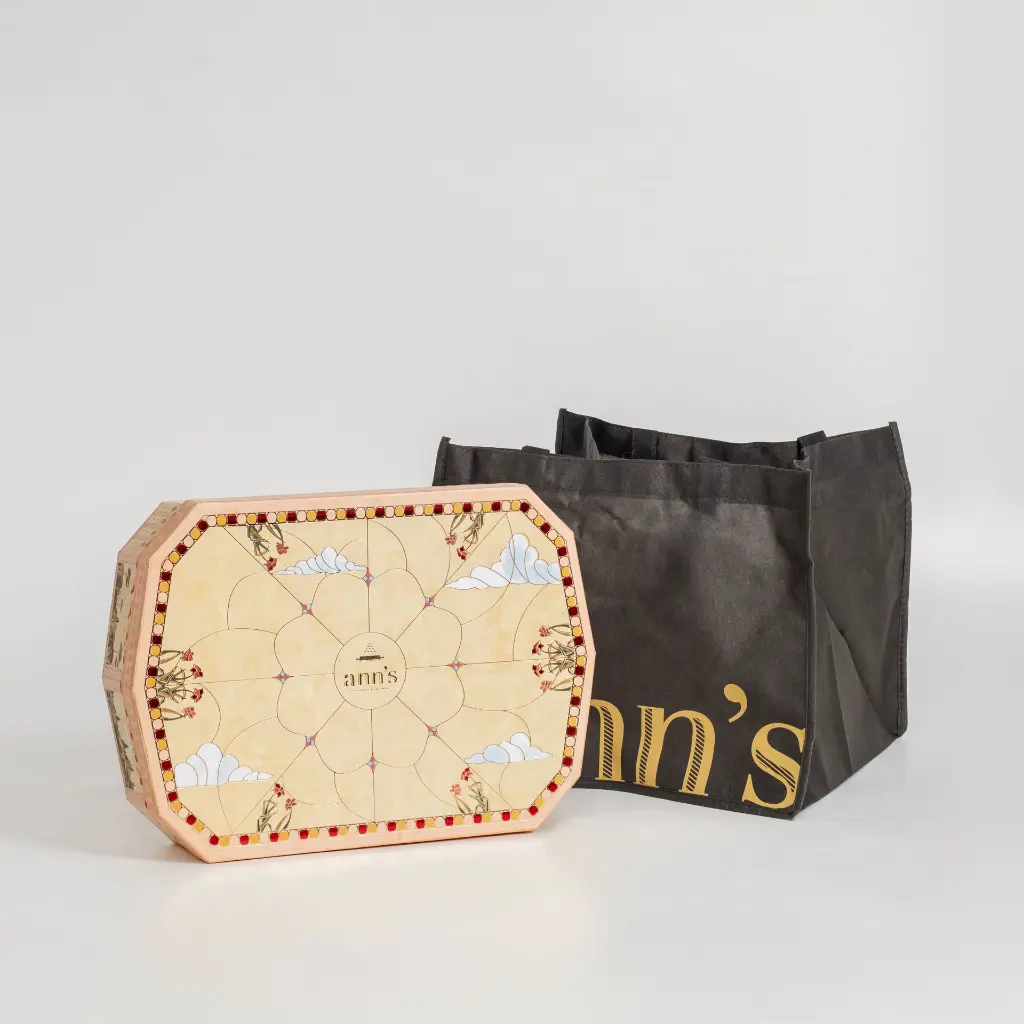 Classic HS_hampers_2025totebag-min.webp