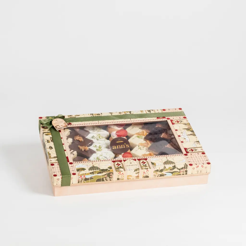 HS_Petite Fours_2025_4-min.webp