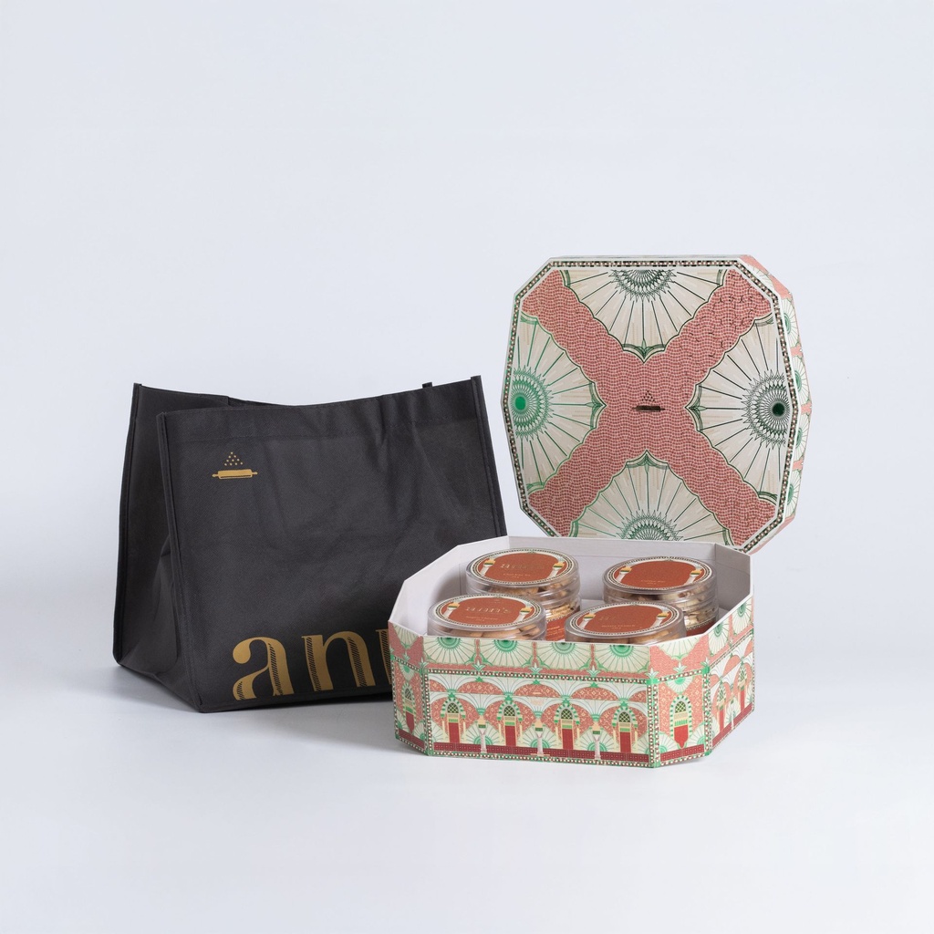 Lebaran Background Putih_2026-Petite Hampers with tote bag.jpg