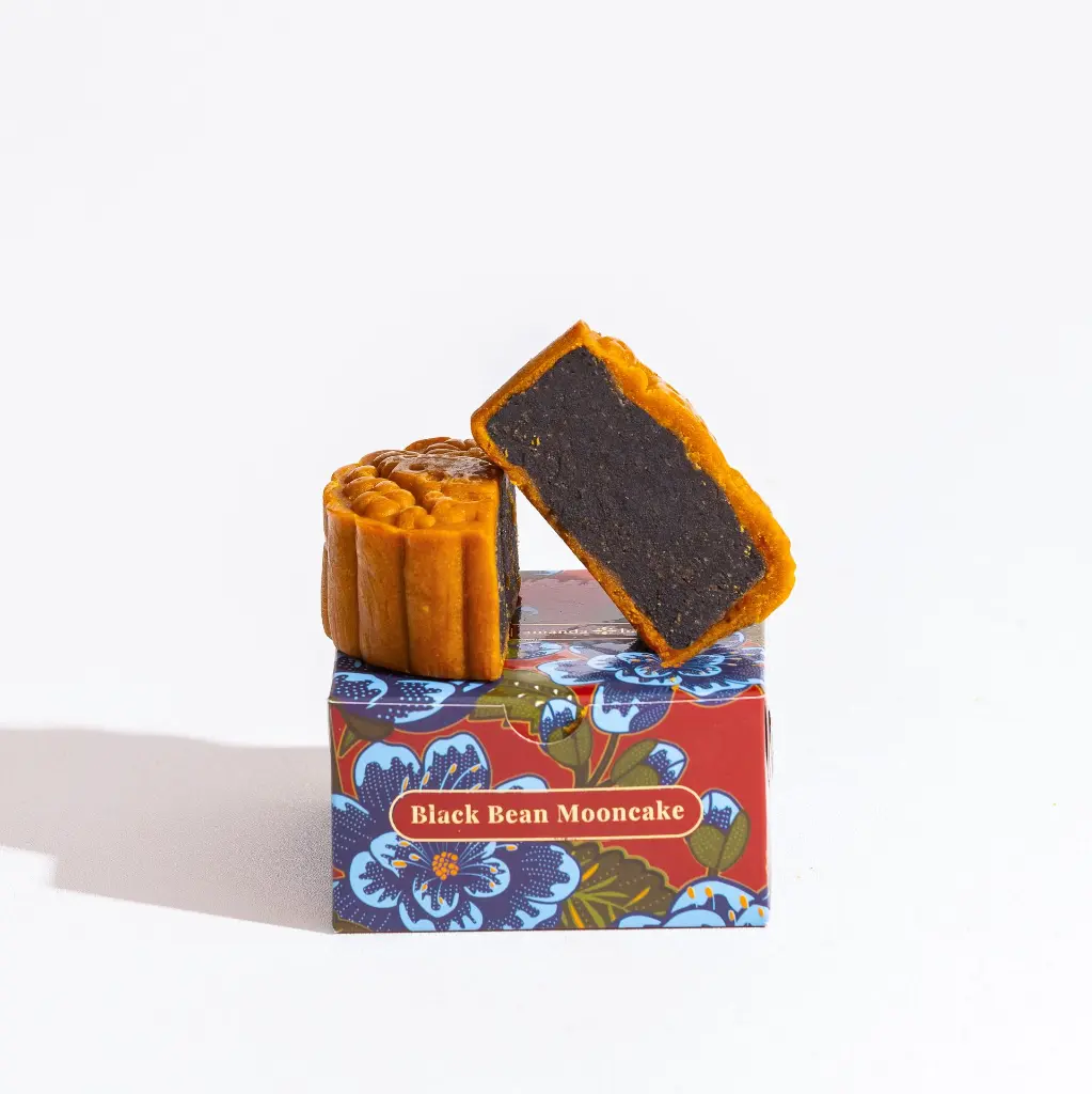 Black Bean Mooncake2.webp