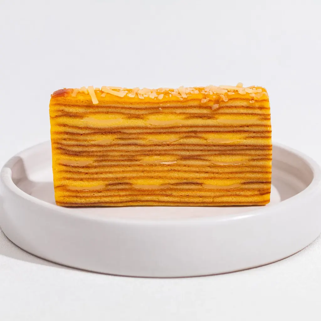 Detail Lapis Legit Cheese.webp